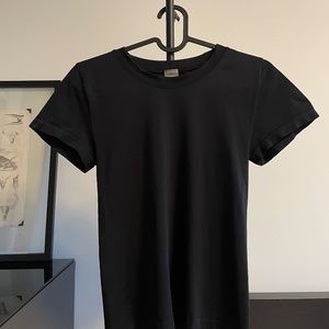 Sunday Best New Willow Sinch Seamless T-Shirt in Black